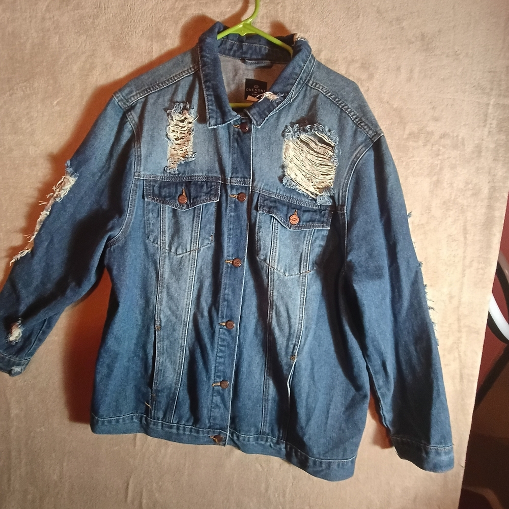 One 5 One  Women's Distressed Jean Jacket  Size 2X